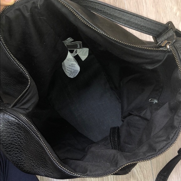 Bench. Bag - Picture 3 of 3